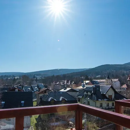 Izerskie - Ul. Sienkiewicza 9 アパート *